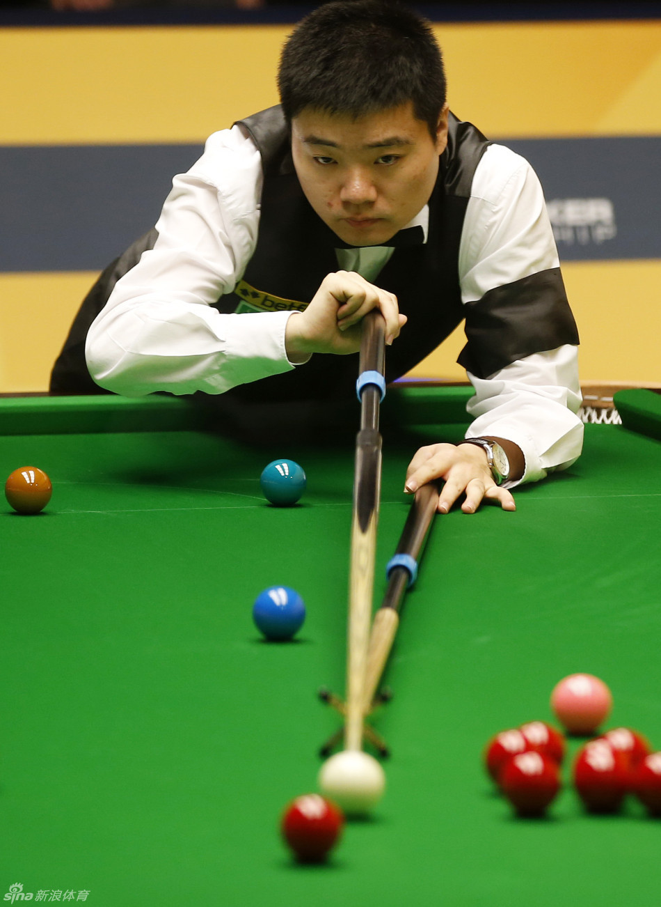 了球队的英 了球队的英