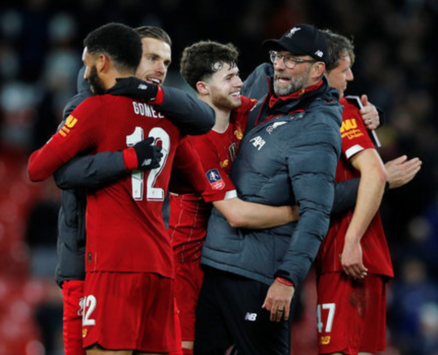 洛尼亚后卫 洛尼亚后卫